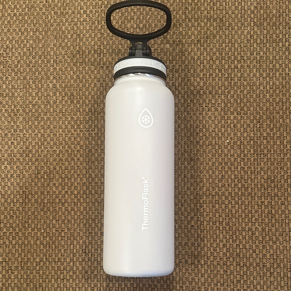 ThermoFlask White Insulated Water Bottle